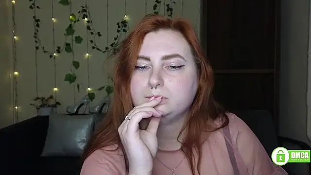 Alicia_love00 élő XXX-chatje