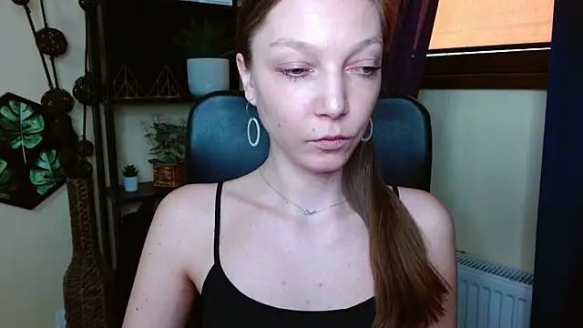 EmillyPlay 라이브 XXX 채팅