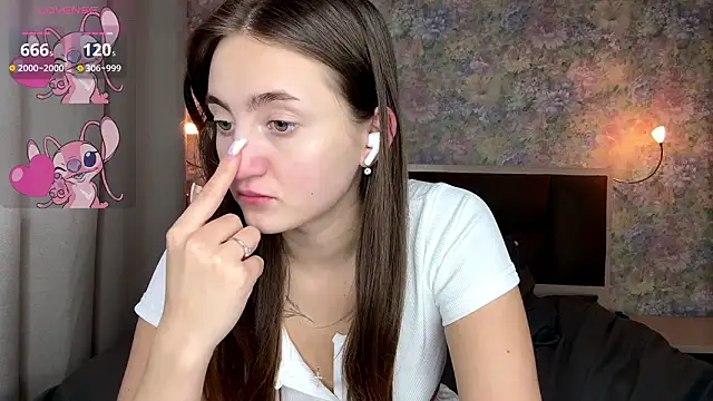 Czat XXX na żywo – LoraDavi