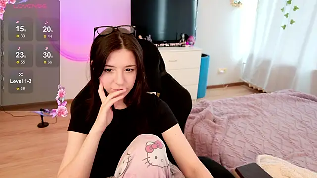 Chat XXX en directo de Azaliya_Haze