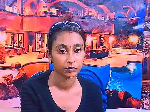 IndianSexyButt live XXX chat