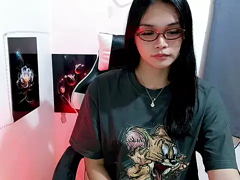 Pokazy przed kamerką – Hard_lovely_Dick69