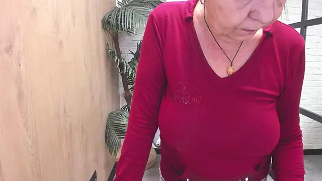 LindaPassionate's Live XXX Chat