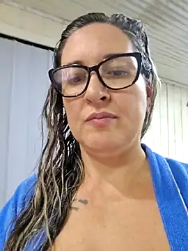 Chat +18 de bellafortune51 ao vivo