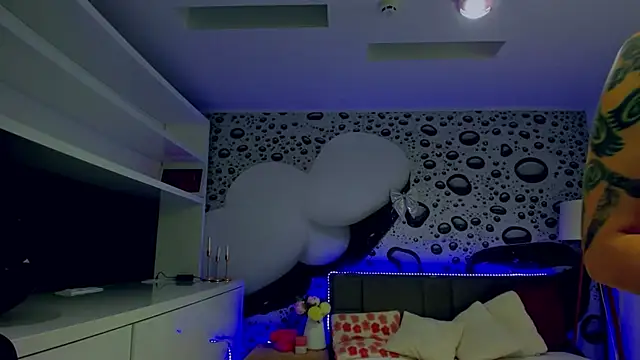 Czat XXX na żywo – AlmaFancy