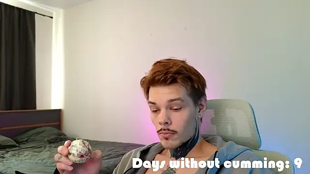 DENIS_HERE ওয়েবক্যাম শো