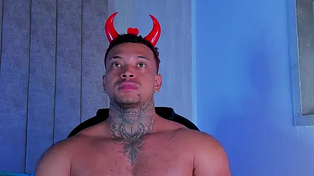 دردشة Stiven_collins الجنسية المباشرة