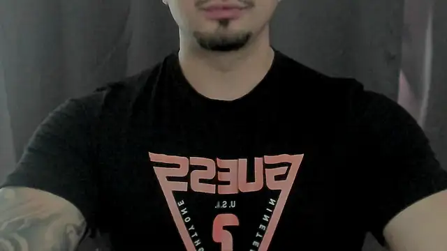 دردشة TONYWILSONN الجنسية المباشرة