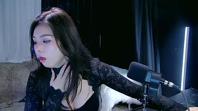 yoyo-o88 Adlı Modelin Canlı XXX Sohbeti