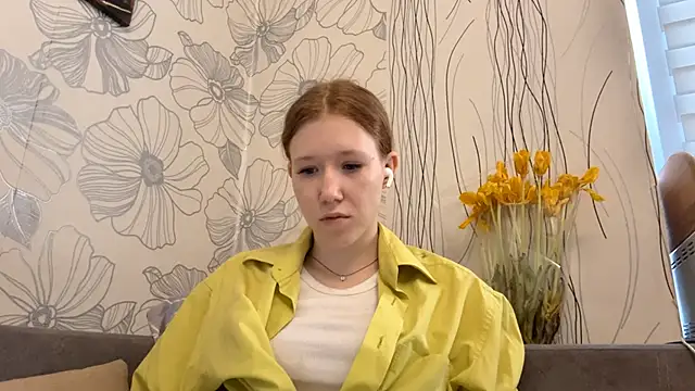 Chat +18 de KiraNice1 ao vivo