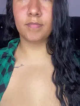 Pokazy przed kamerką – Iam_Ambar