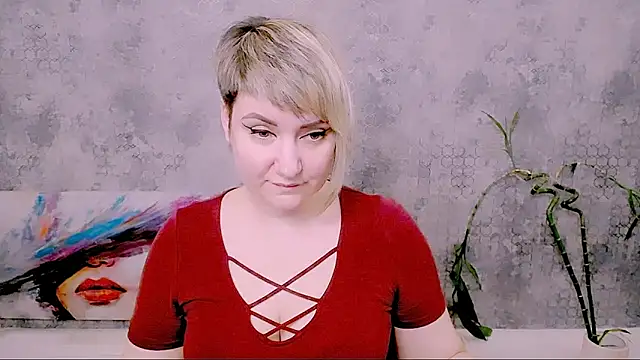 Djullia Adlı Modelin Canlı XXX Sohbeti