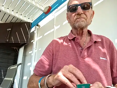 forexxxx_man Adlı Modelin Canlı XXX Sohbeti