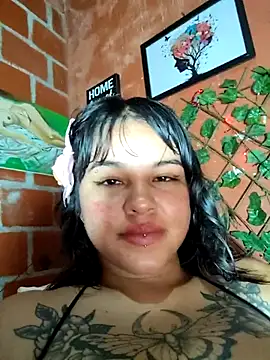 KattalellaGomez's Live XXX Chat