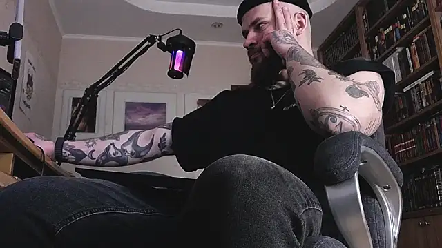 Webkamerová show FindomJason