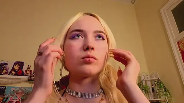 Iris_Ivory's Live XXX Chat