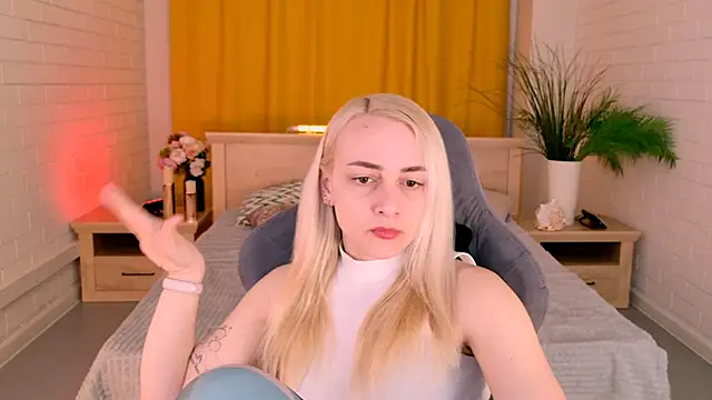 CarolMoor's Live XXX Chat