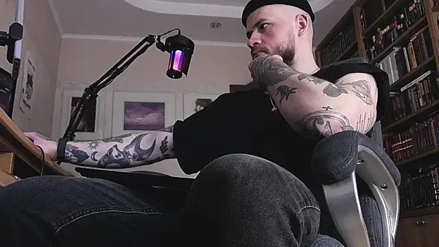 Show webcam de FindomJason