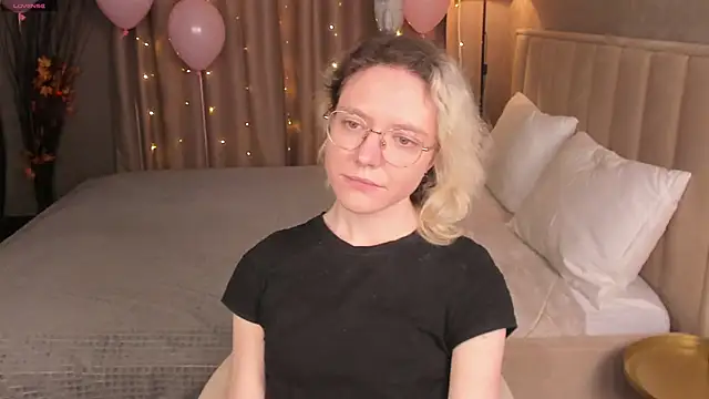 HottoKori live XXX chat