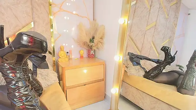 Chat +18 de ALESKADUTH ao vivo