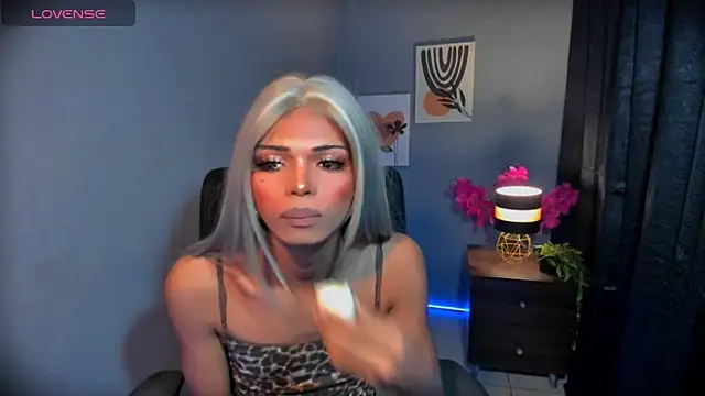 xEllaineCumsLotx Pertunjukan Webcam