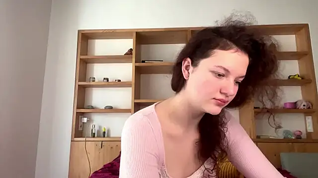 GIowySlava Adlı Modelin Web Kamerası Şovu