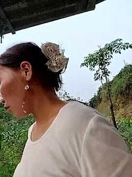 Ruby_Lucy 现场XXX聊天