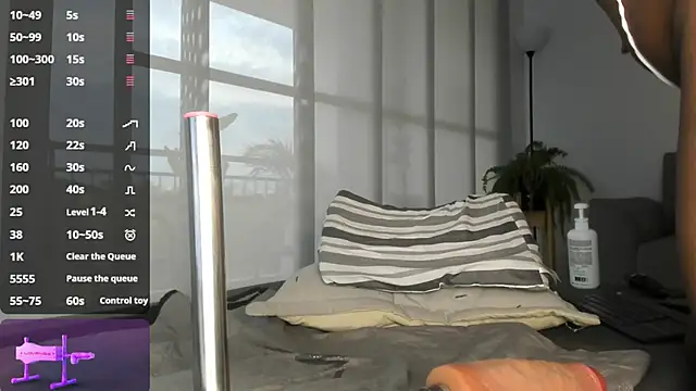 XXX chat uživo modela TanishaEvans