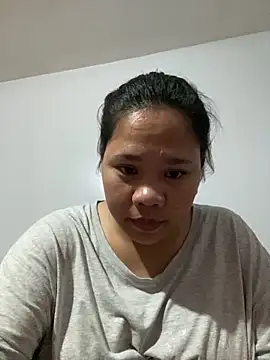 XXX chat uživo modela _UrSingleMamiBella_