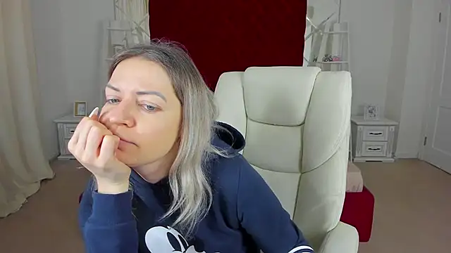 Anna_Snows élő XXX-chatje