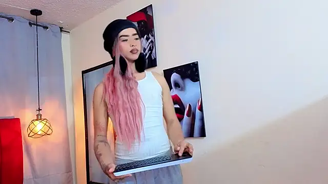 Pertunjukan Kamera Web Flor_Gil