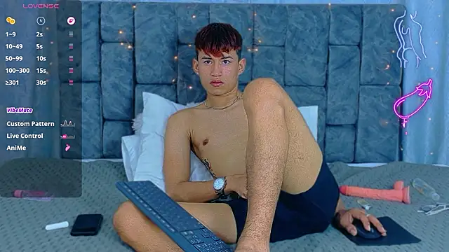 Czat XXX na żywo – NicolasTorrez