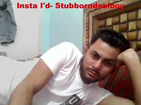 Czat XXX na żywo – Stubborndesiboy