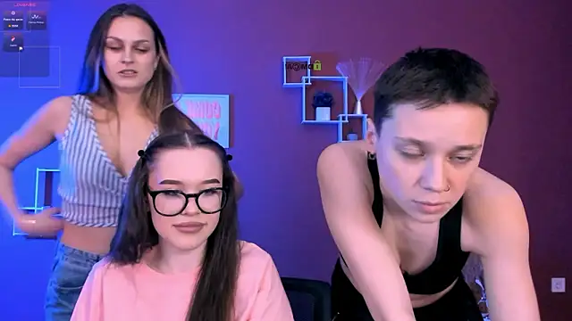 دردشة emi_fade الجنسية المباشرة