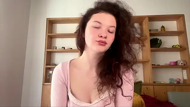 GIowySlavaのライブXXXチャット