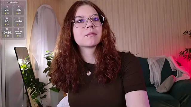 Pokazy przed kamerką – A_Lot_of_Bunny