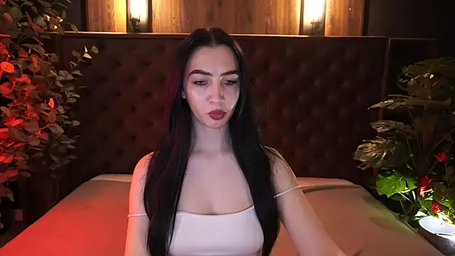 WildKittenX_ – Live XXX-chat