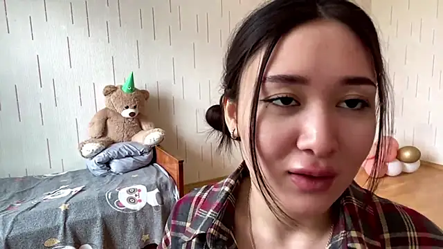 YourMiIaのライブXXXチ ャット