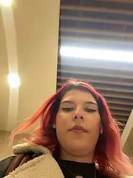 RiriRoseeyのライブXXXチャット