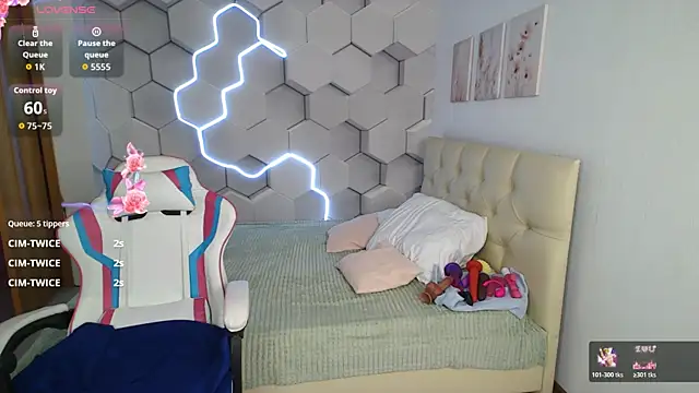 aliicemeowのライブXXXチャット