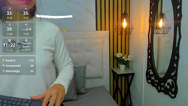 دردشة Scarlet_Rosexx الجنسية المباشرة