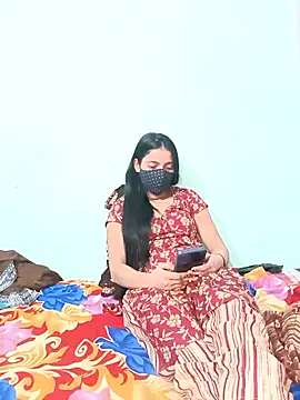 18_year_old_girl élő XXX-chatje