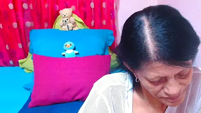 Živý XXX chat SLUTTYROXY