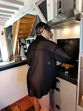 Jade_Emeraud 即時 XXX 聊天