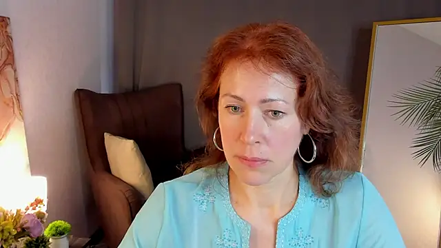 LeticiaRomano webcam show