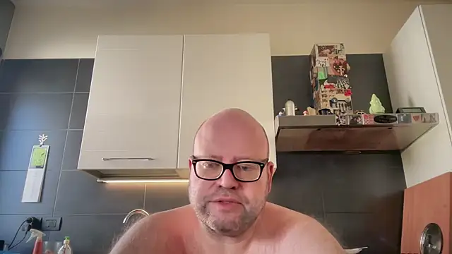 theitalianbear webcam show