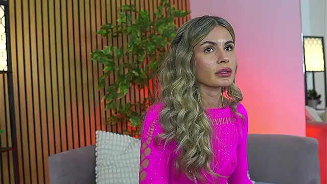 Avril_Cyrus Live XXX-Chat