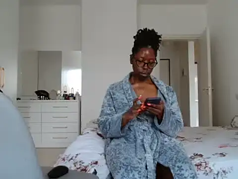 MasterIndigo's Live XXX Chat