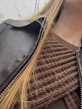 Онлайн чат XXX MilaMoone