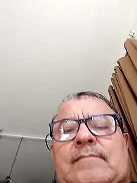 Misterymem63 webkamerás műsora